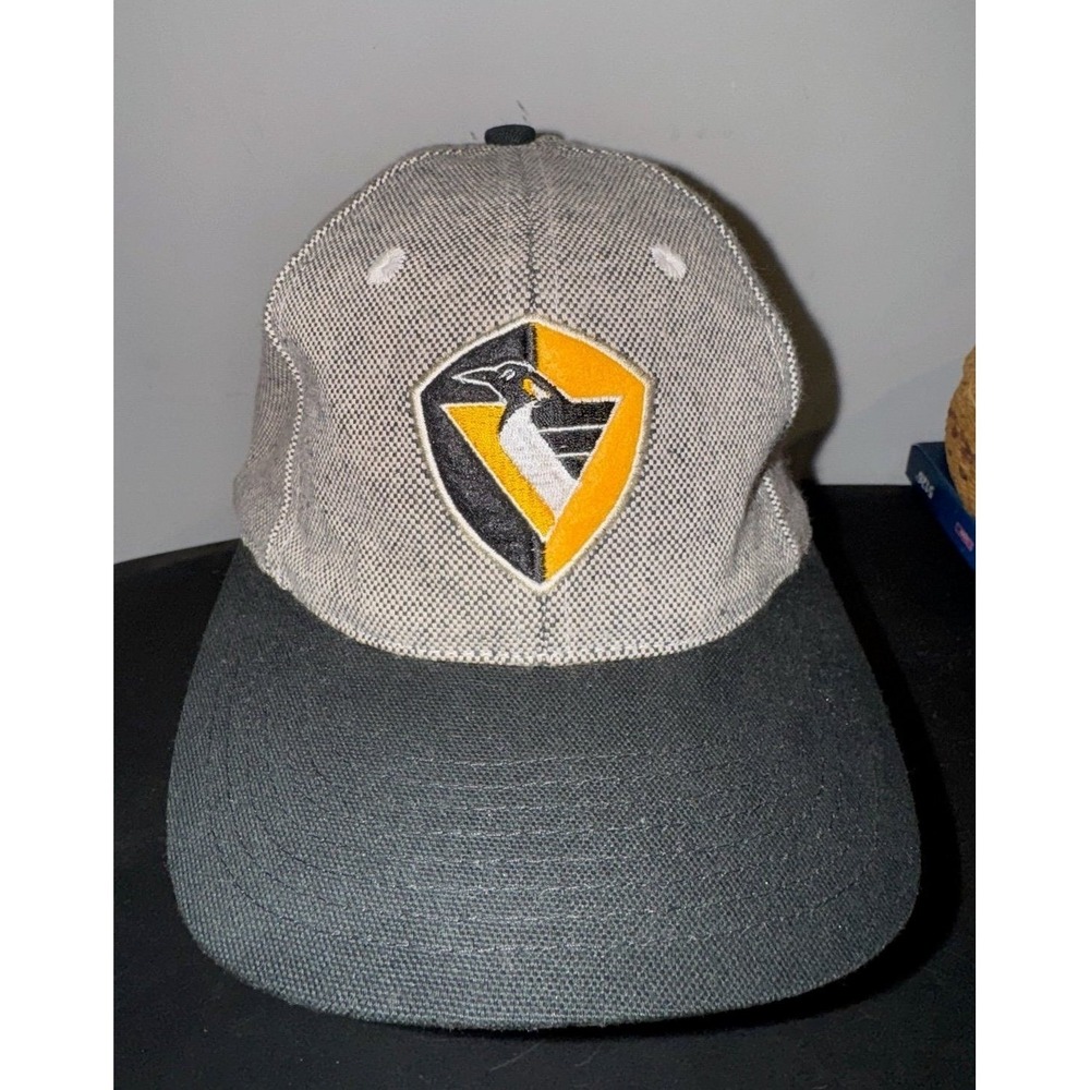 Vintage 90's Sports Specialties NHL Pittsburgh Penguins Logo Adjustable‎ Hat Cap